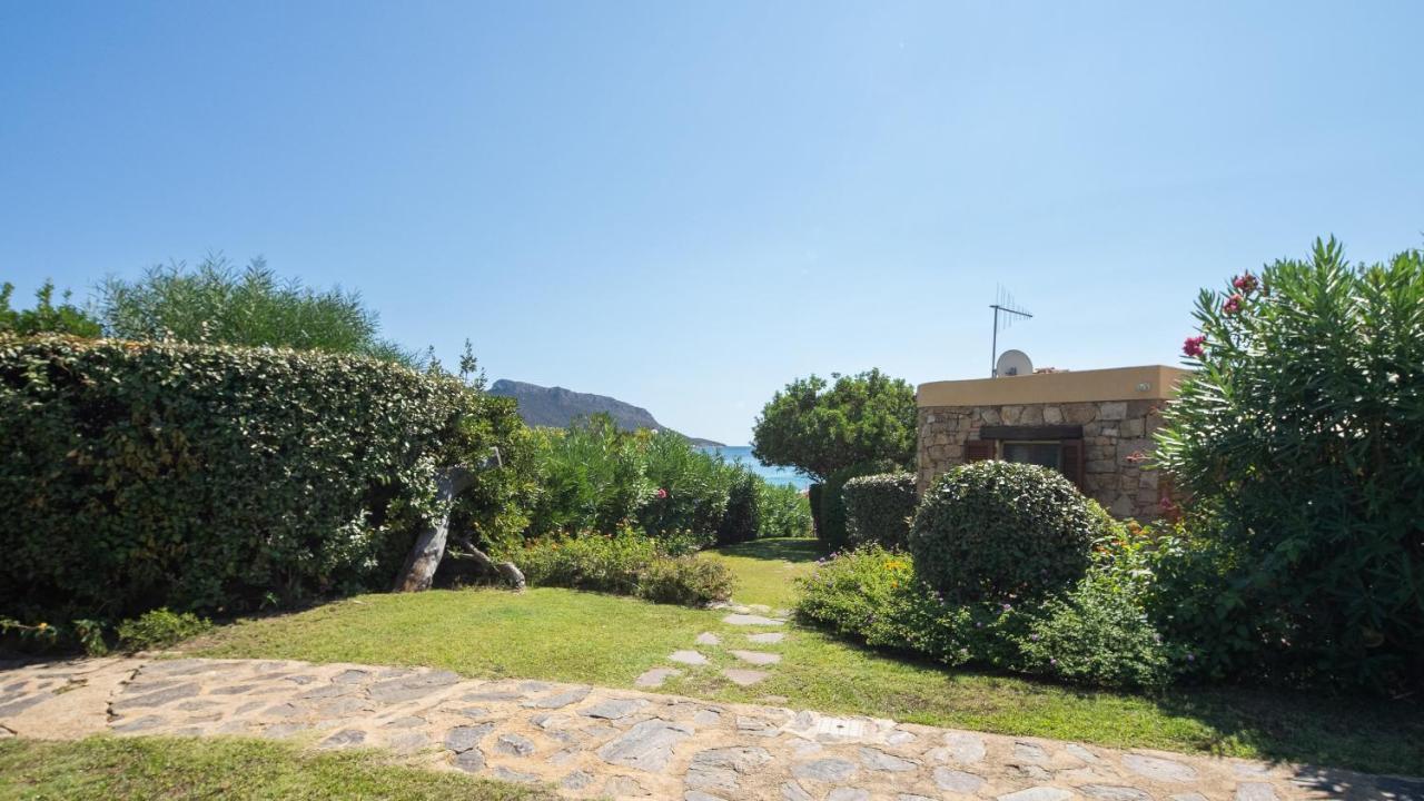 Welcomely - Villa Acqua Marina Golfo Aranci Exterior foto